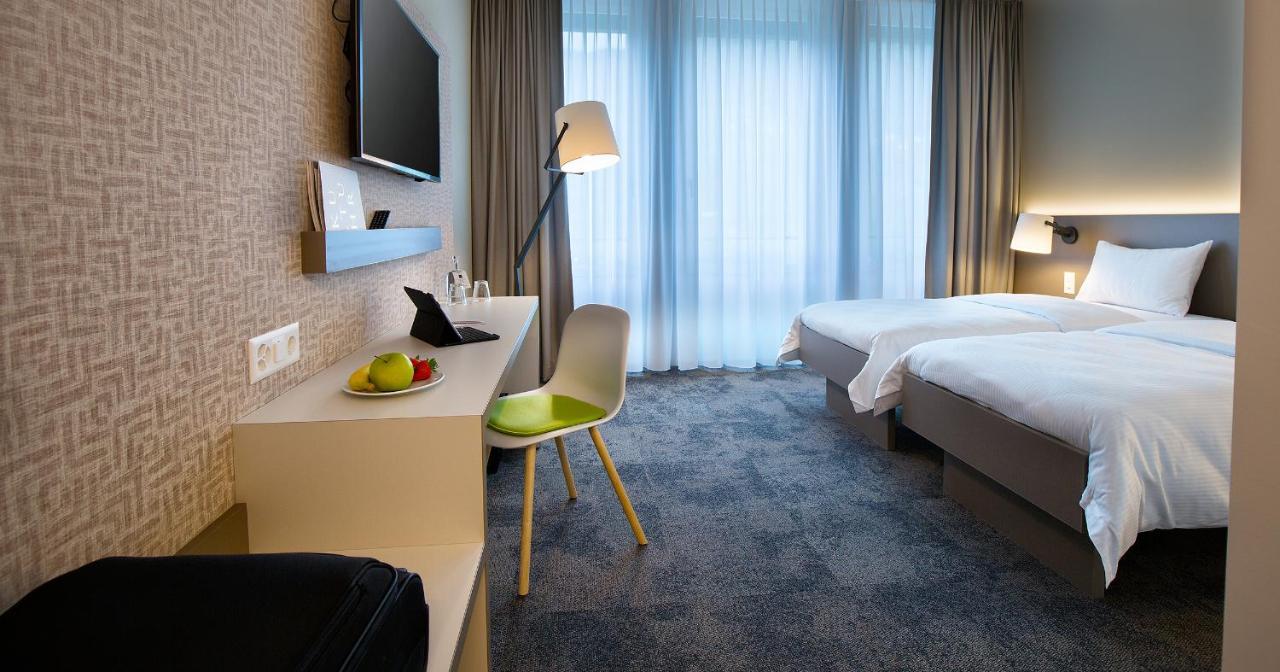 B_Smart Motel Landquart Dış mekan fotoğraf